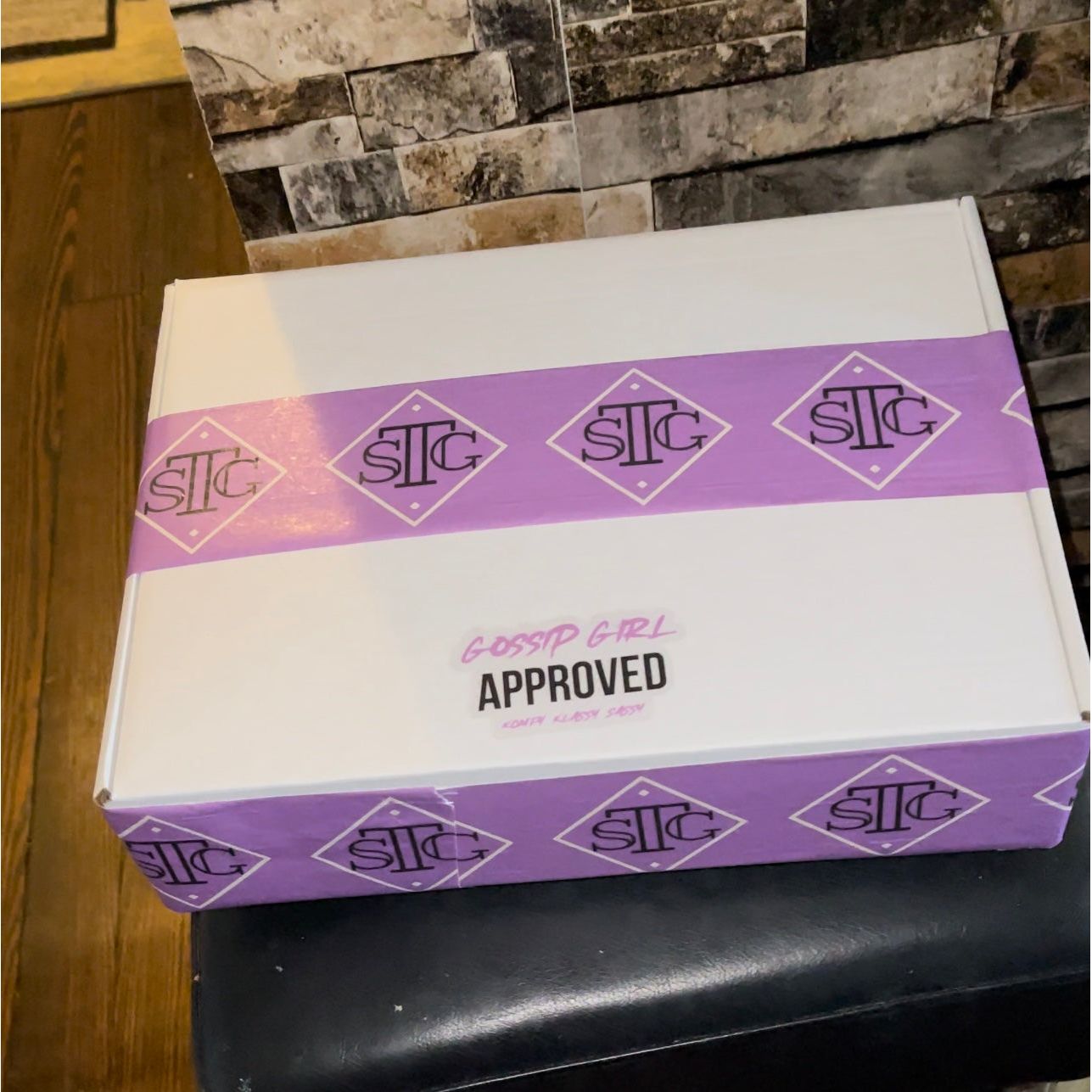 MYSTERY BOX